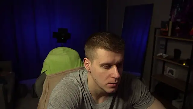 Bruno Banani online show from 4, 3, 2026