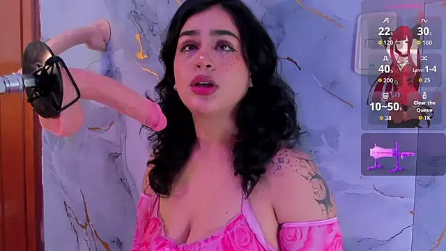 zyle boobs online show from 10, 9, 2025