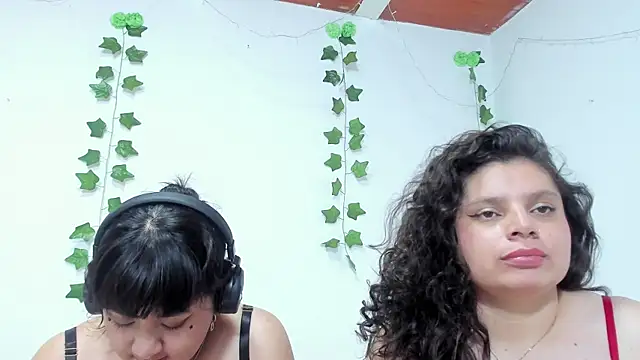 Karol IsabelCouple online show from 19, 3, 2025