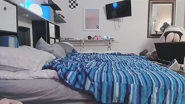 sissytrapdolly24 online show from 8, 11, 2025