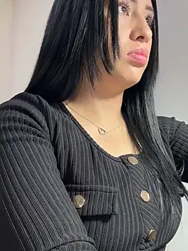 Snapshot of Sara_luna_ chatting on 27, 2, 2025 Sara luna online show from 27, 2, 2025