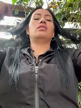 Snapshot of Sara_luna_ chatting on 13, 3, 2025 Sara luna online show from 13, 3, 2025