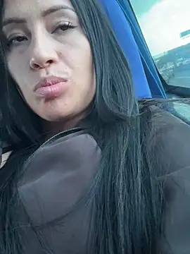 Snapshot of Sara_luna_ chatting on 8, 11, 2025 Sara luna online show from 8, 11, 2025