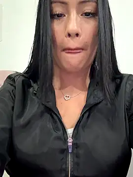 Snapshot of Sara_luna_ chatting on 29, 10, 2025 Sara luna online show from 29, 10, 2025
