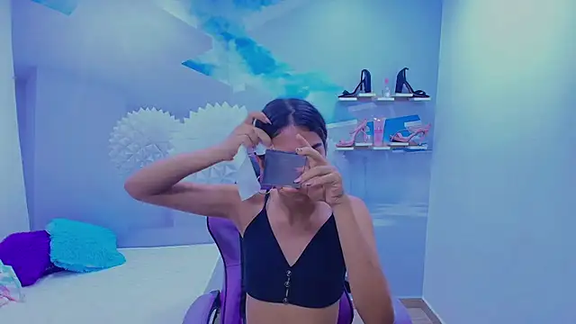 DEMI LEED online show from 20, 11, 2025