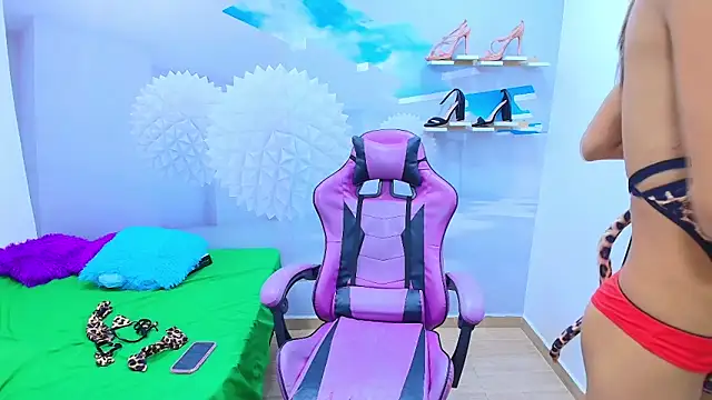 DEMI LEED online show from 25, 9, 2025