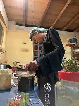 sammoura01 online show from 15, 9, 2025