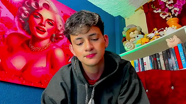 GabyThoms online show from 25, 2, 2025