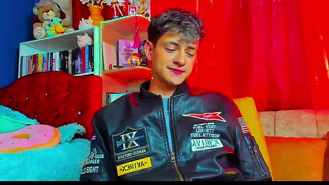 GabyThoms online show from 26, 2, 2025