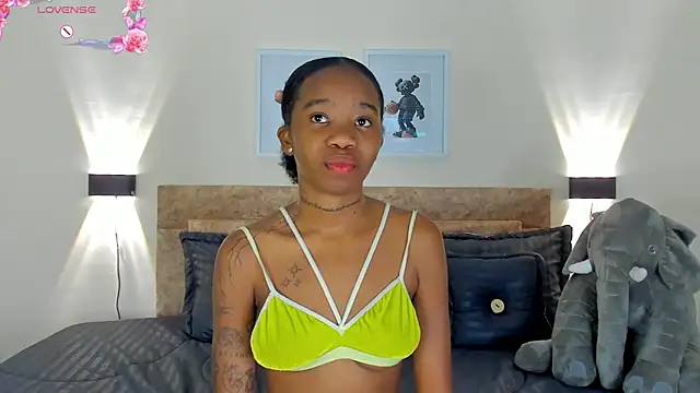 Rihana hot01 online show from 3, 6, 2026