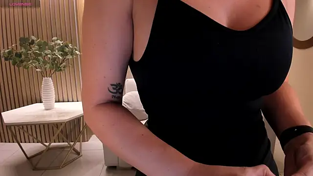 Snapshot of AbbyDalton chatting on 19, 6, 2026 AbbyDalton online show from 19, 6, 2026