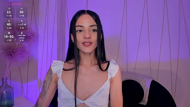 HannahJamesX online show from 3, 2, 2026