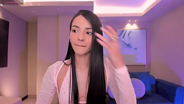 HannahJamesX online show from 17, 2, 2026