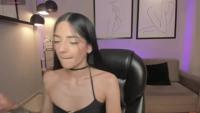 HannahJamesX online show from 7, 2, 2026