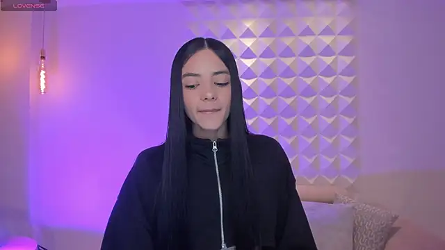 HannahJamesX online show from 16, 11, 2025