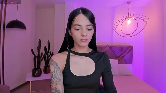 HannahJamesX online show from 16, 10, 2025