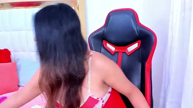 MadelineJackson online show from 2, 3, 2025