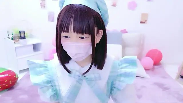 x-naru-x online show from 13, 4, 2026