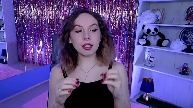 JasmineMilko online show from 15, 4, 2026