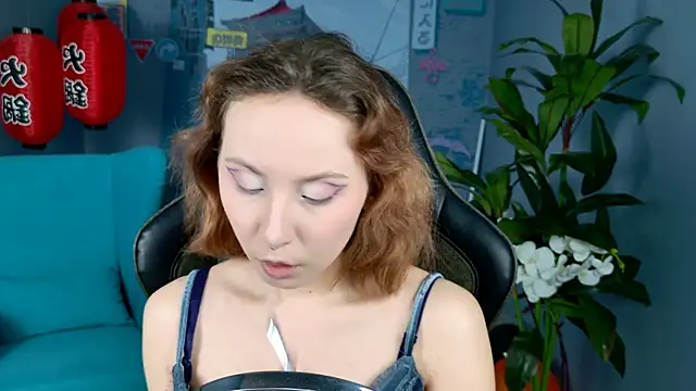 JasmineMilko online show from 18, 11, 2025