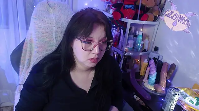 LiloMoon69 online show from 7, 3, 2025