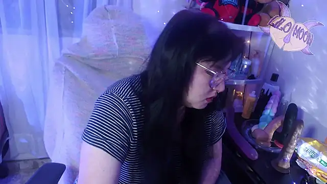 LiloMoon69 online show from 8, 3, 2025