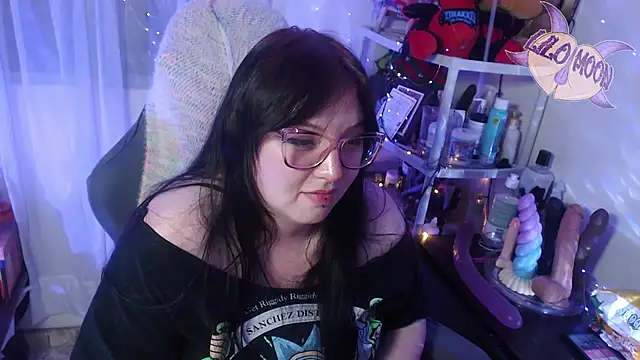 LiloMoon69 online show from 6, 3, 2025