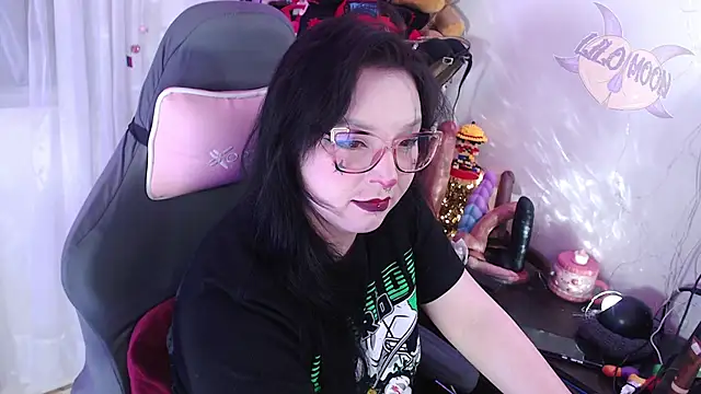 LiloMoon69 online show from 2, 10, 2025