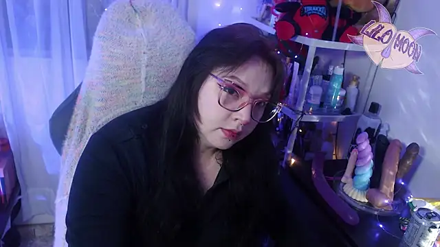 LiloMoon69 online show from 7, 3, 2025