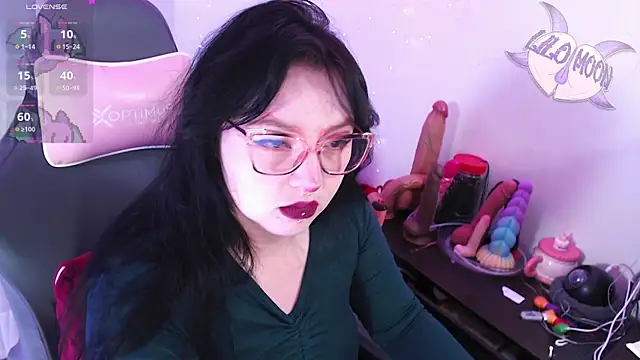 LiloMoon69 online show from 2, 5, 2026