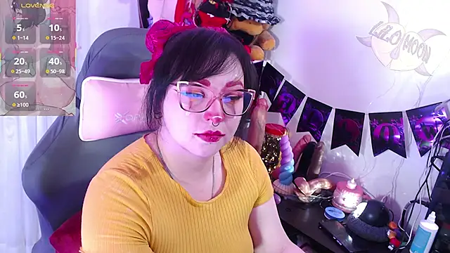 LiloMoon69 online show from 29, 10, 2025