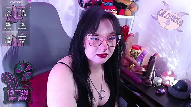 LiloMoon69 online show from 7, 11, 2025