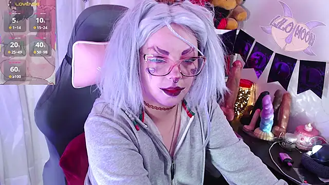 LiloMoon69 online show from 23, 10, 2025