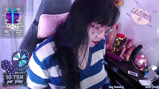 LiloMoon69 online show from 17, 12, 2025