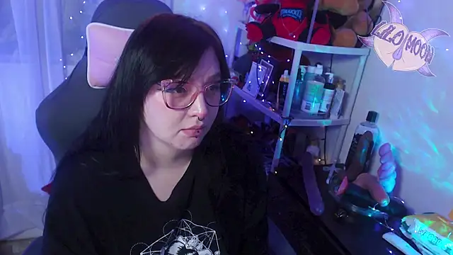 LiloMoon69 online show from 18, 3, 2025