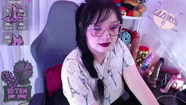 LiloMoon69 online show from 10, 11, 2025