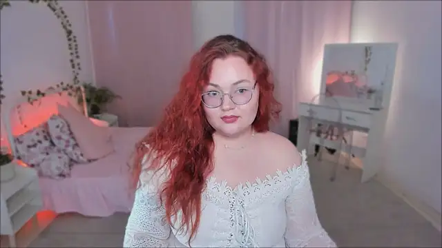 Snapshot of Lana_Bananass chatting on 12, 6, 2026 Lana Bananass online show from 12, 6, 2026