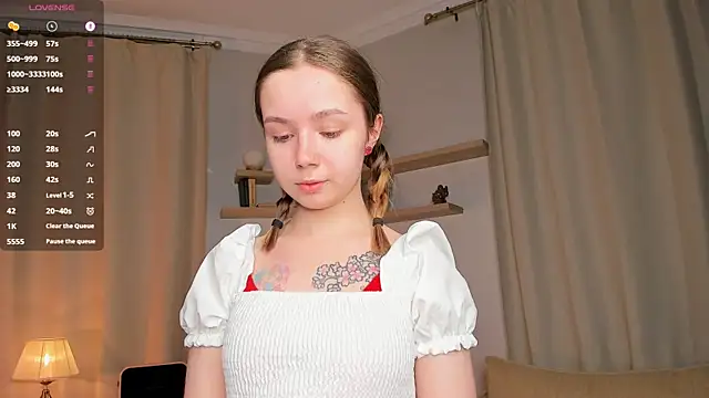 DominikaElis online show from 15, 9, 2025