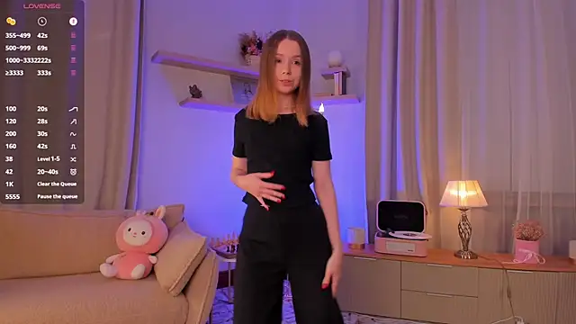 DominikaElis online show from 5, 10, 2025