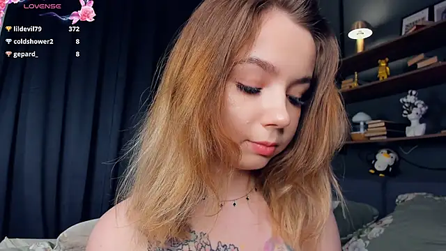 DominikaElis online show from 22, 3, 2025