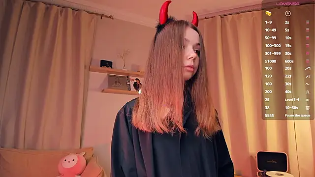 DominikaElis online show from 13, 3, 2026