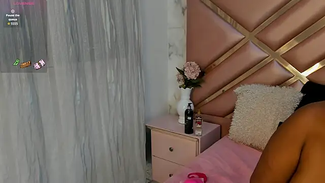 Snapshot of OliviaBurning chatting on 11, 6, 2026 OliviaBurning online show from 11, 6, 2026