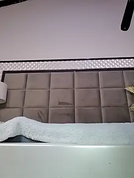 OliviaBurning online show from 11, 9, 2025