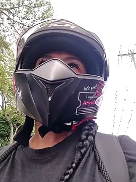 OliviaBurning online show from 20, 2, 2026