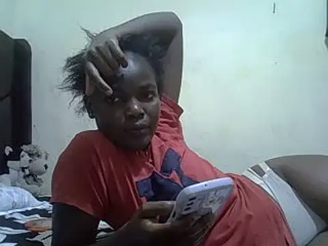 Snapshot of pretty_vivy chatting on 15, 2, 2025 pretty vivy online show from 15, 2, 2025