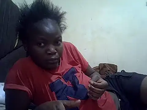 Snapshot of pretty_vivy chatting on 16, 2, 2025 pretty vivy online show from 16, 2, 2025