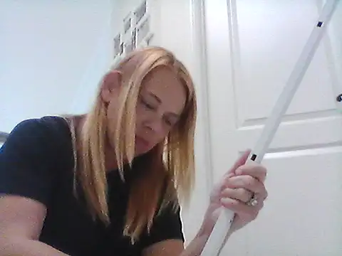 burrkitty online show from 3, 12, 2025