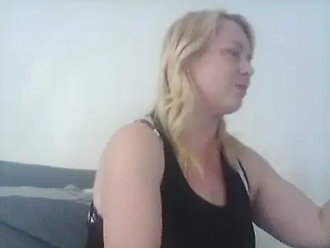 burrkitty online show from 8, 12, 2024