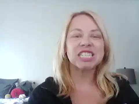 burrkitty online show from 1, 12, 2024