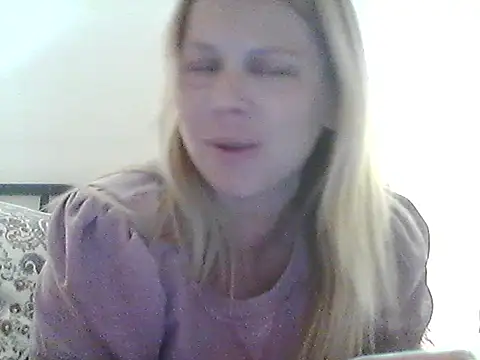 burrkitty online show from 23, 11, 2025